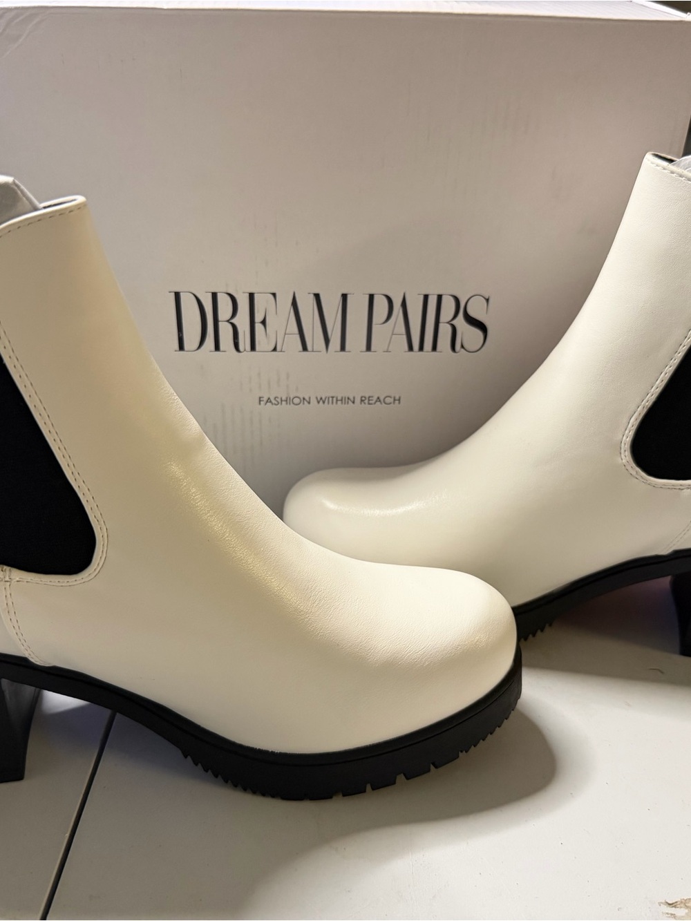 Dream Pairs Cream Chelsea Block Heel Ankle Boots